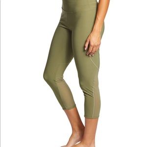 Marika Olive Green Capri - Activewear